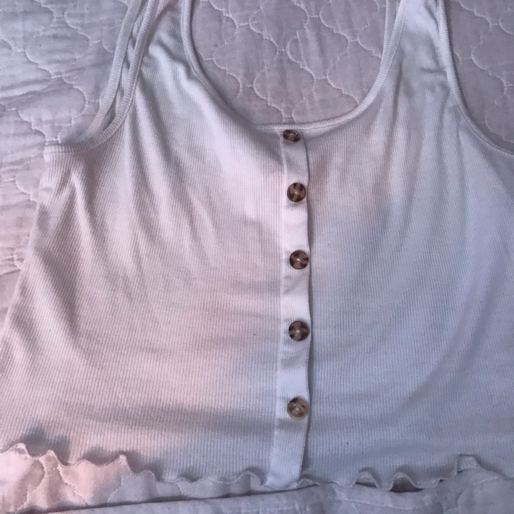 White crop top